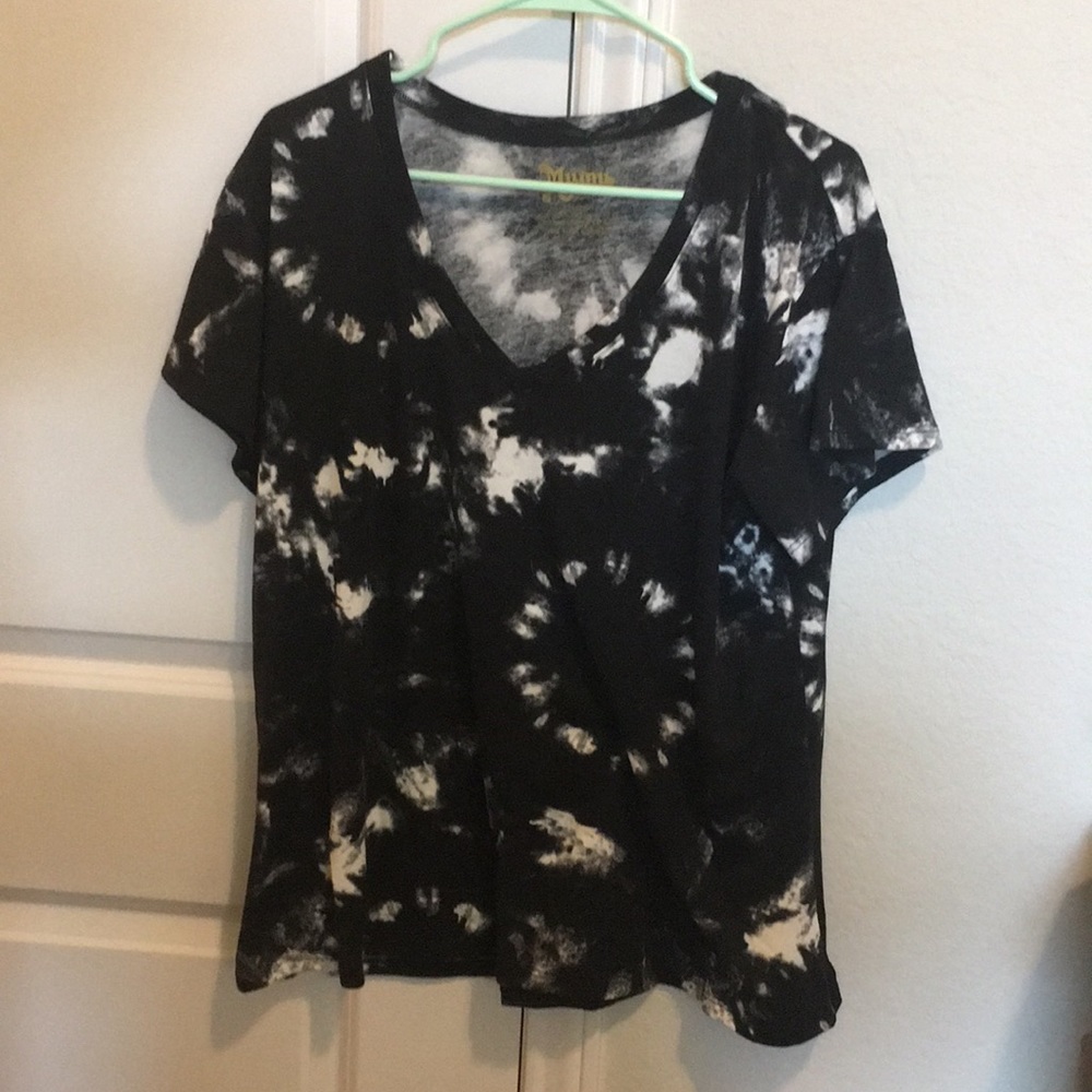 Show me Your MuMu shirt